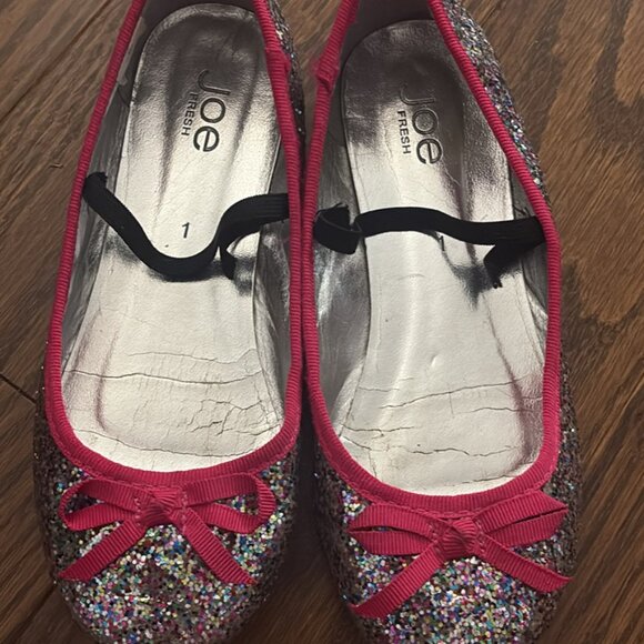 Joe Fresh Ballet Flats - Picture 1 of 2